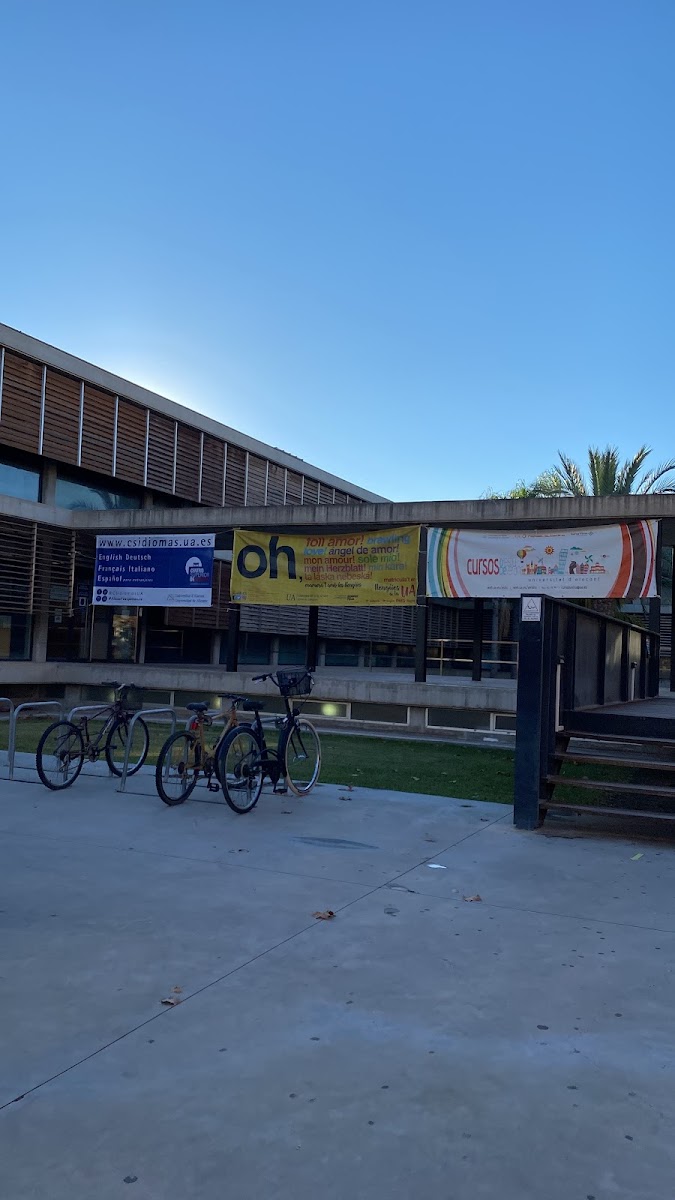 Centro Superior de Idiomas de la photo 2