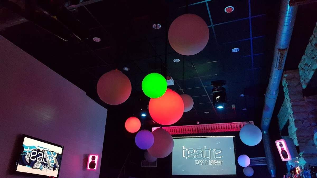 Teatre Day & Night photo 3