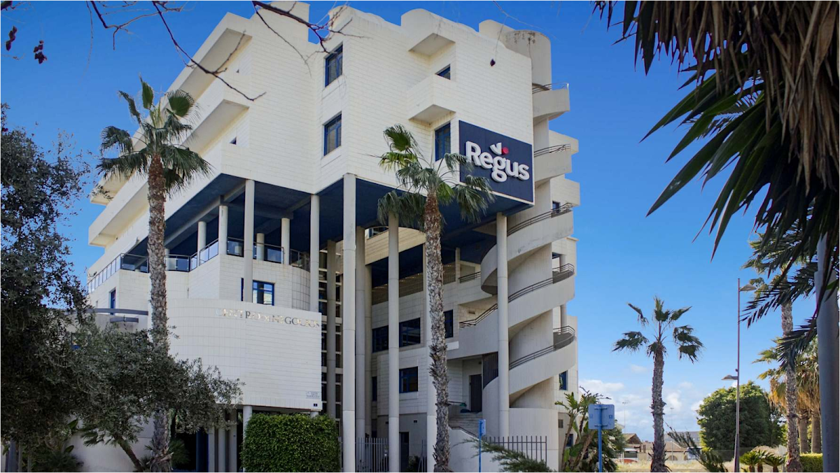 Regus -