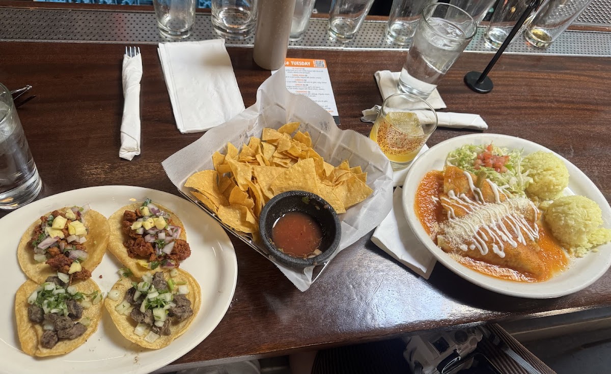 Adelitas Cocina Y Cantina photo 3