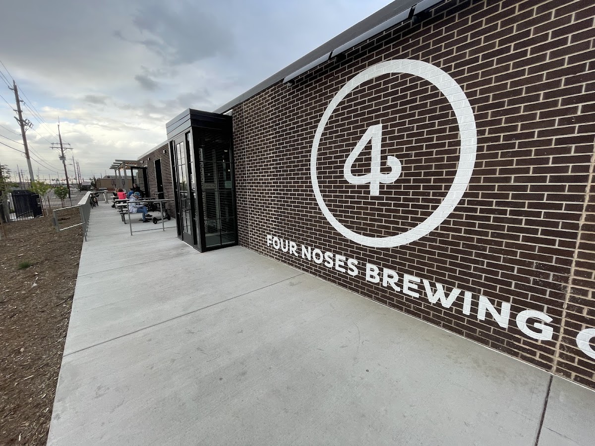 4 Noses Brewing Company photo 3