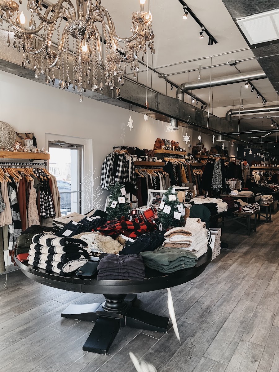Inspyre Boutique Tennyson photo 2