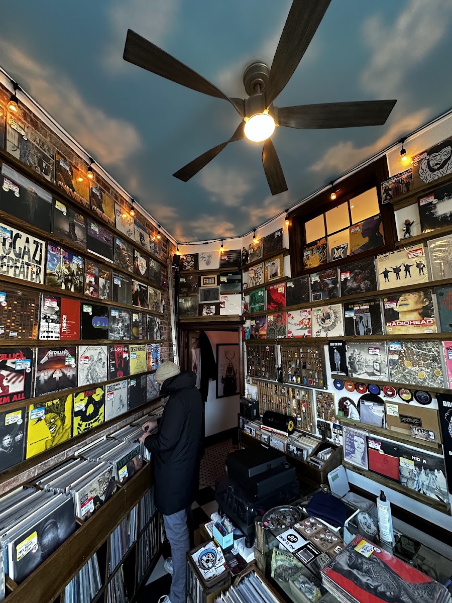 Drop To Pop Records and Curio photo 2