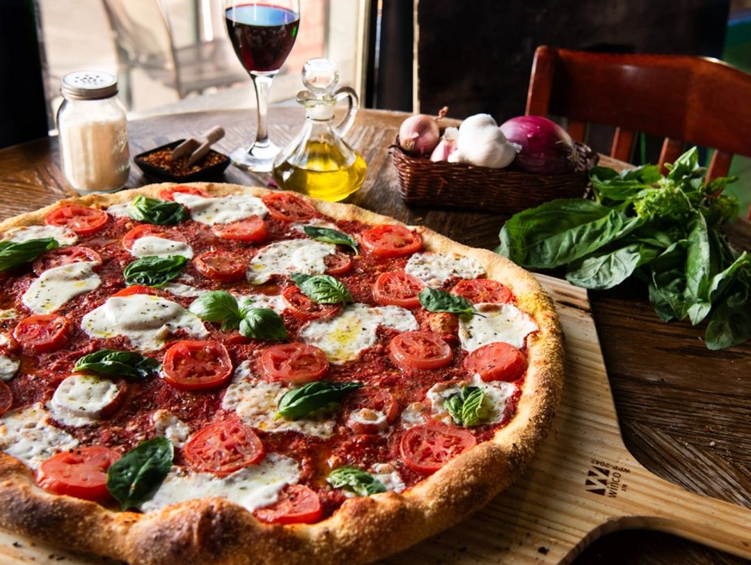 Mario’s Speakeasy Pizza photo 3