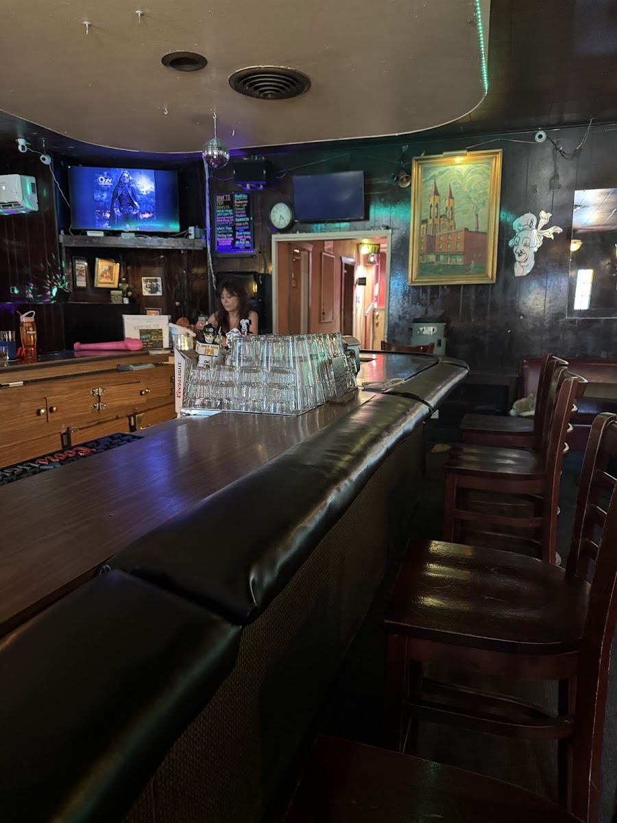 Nob Hill Inn photo 2