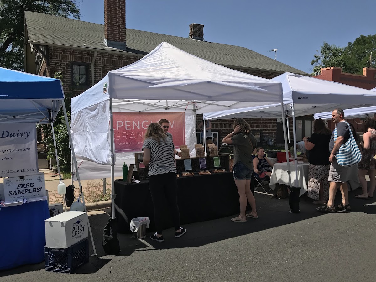 The Farmer's Market at Highlands Square