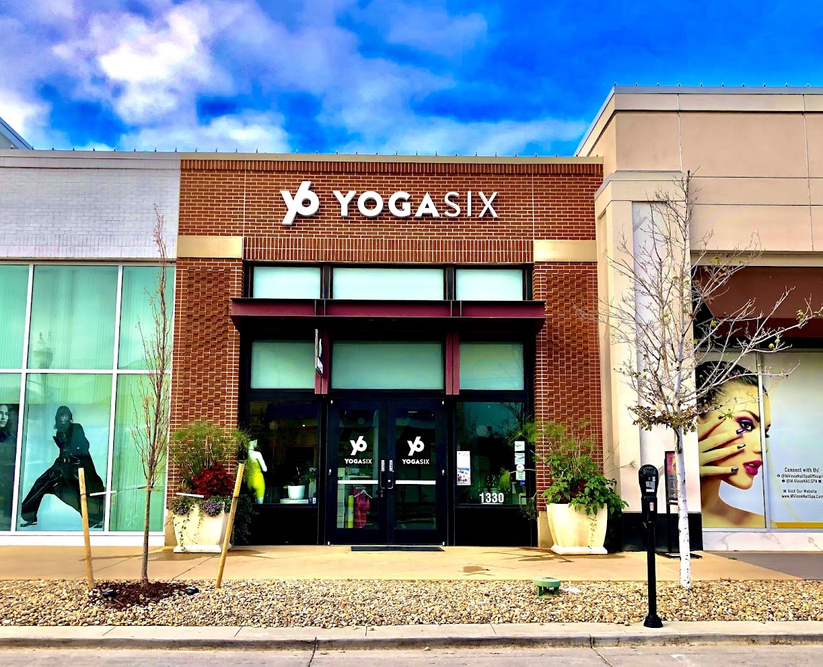 YogaSix Northfield photo 2