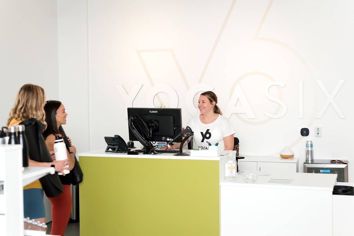 YogaSix Boulevard One photo 2