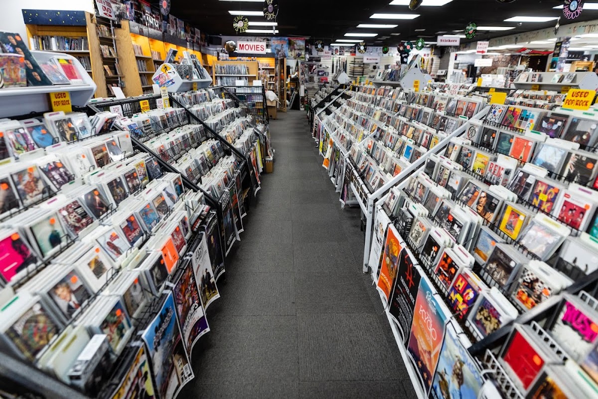 Angelo's CD's and Vinyl photo 2