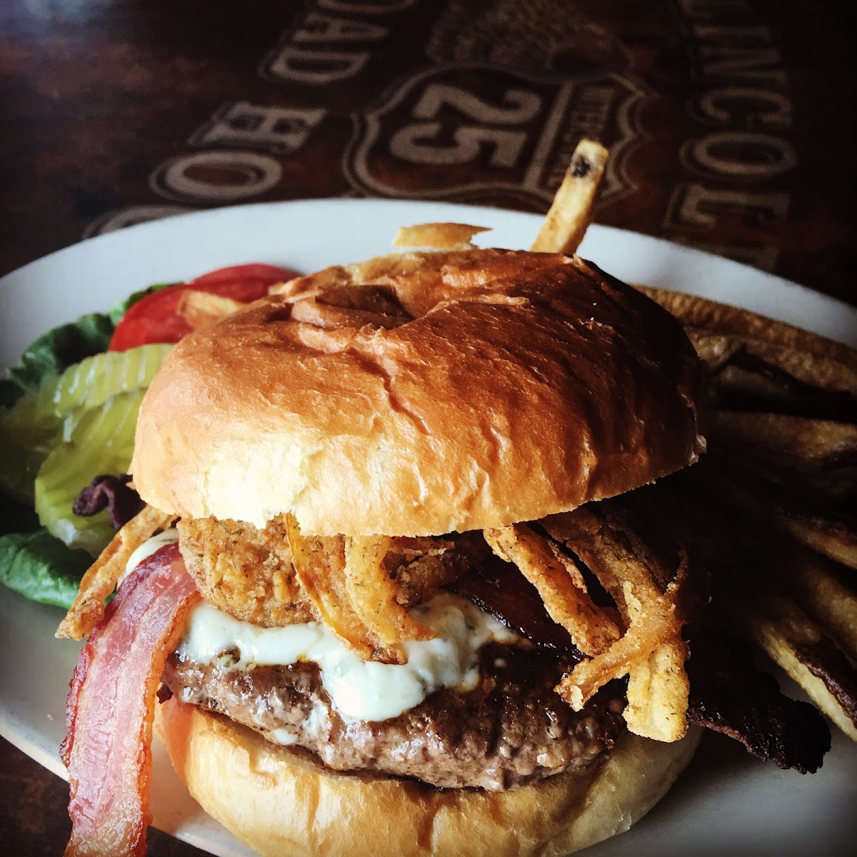 Lincoln's Roadhouse photo 2