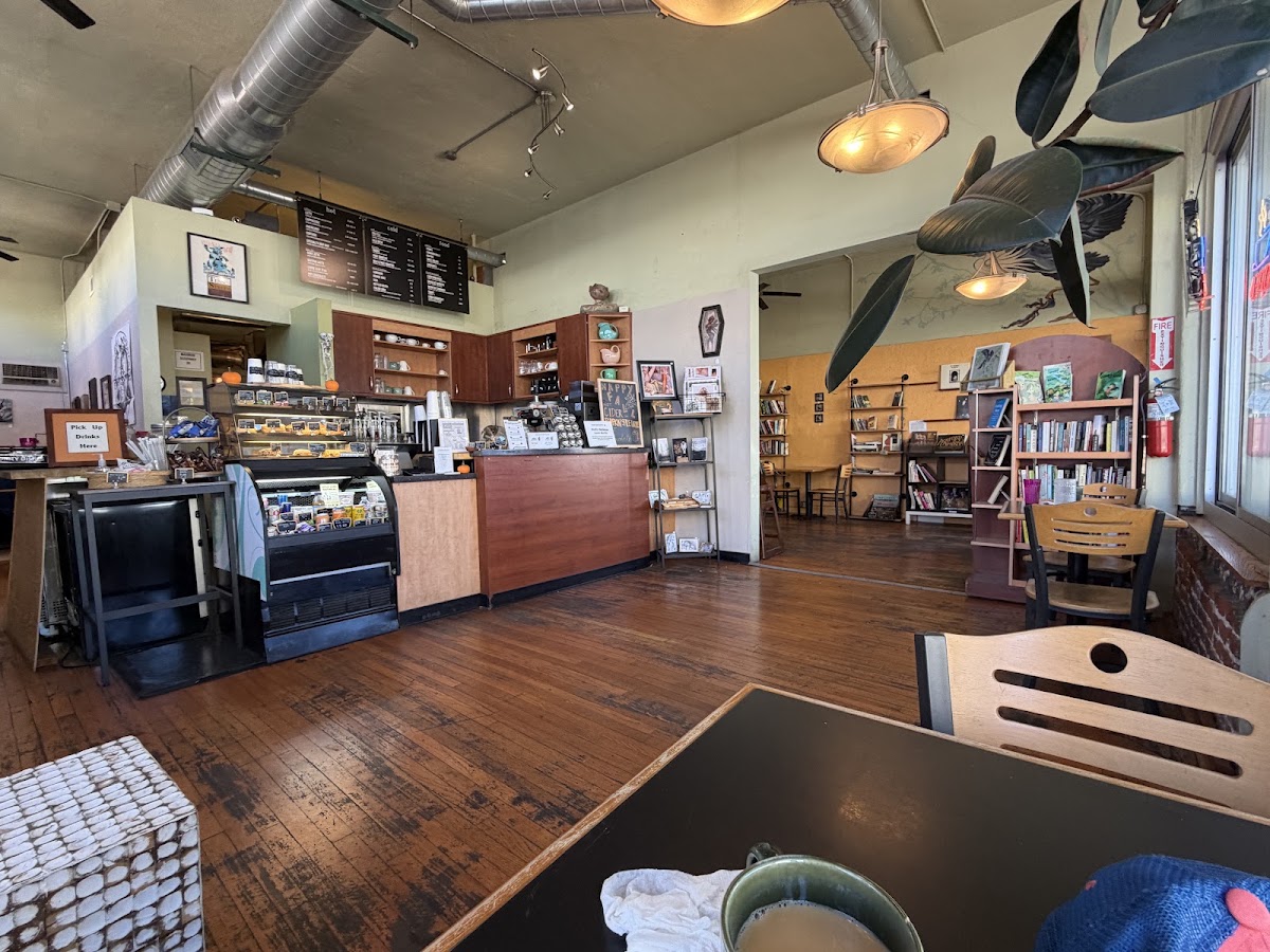 Tenn Street Coffee & Books photo 2