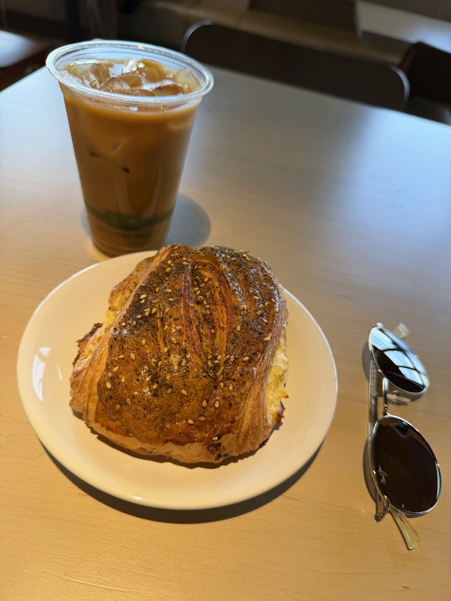 Elemental Bakery & Coffeehouse photo 2