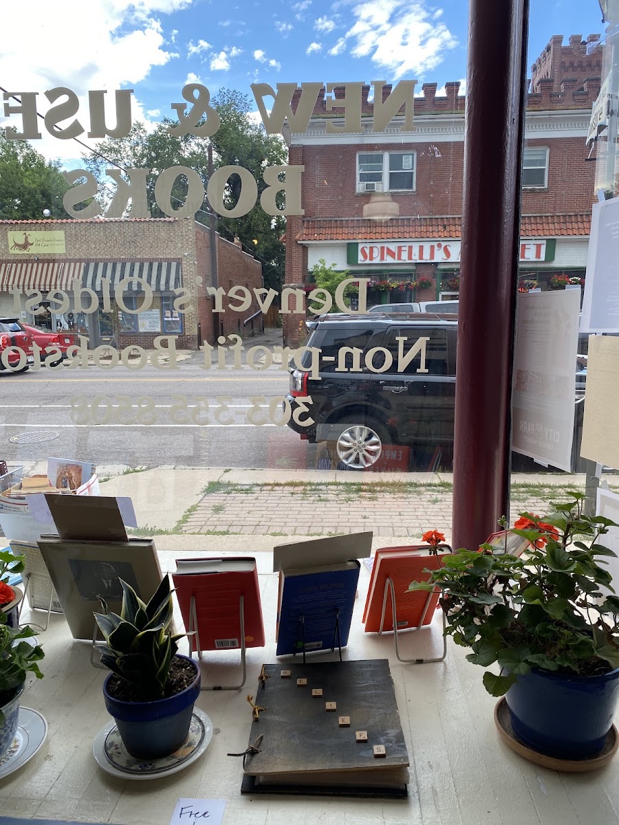 Park Hill Community Bookstore photo 3