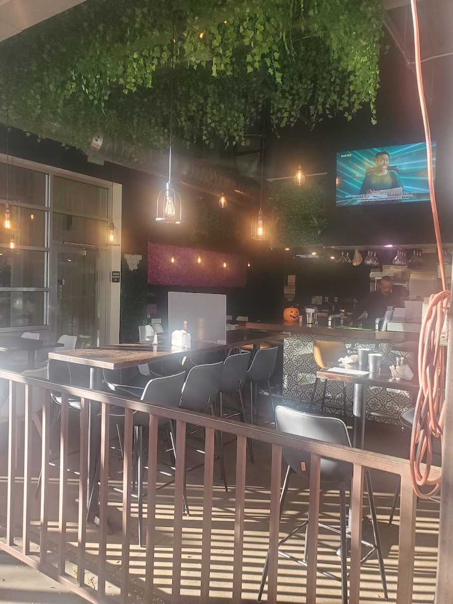 Wapos Cantina photo 3