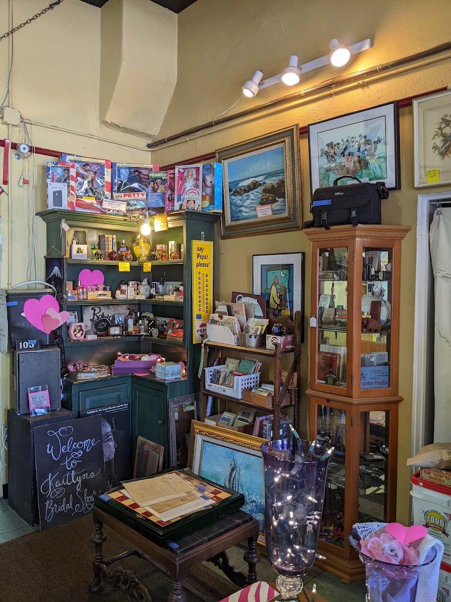Treasures Outlet