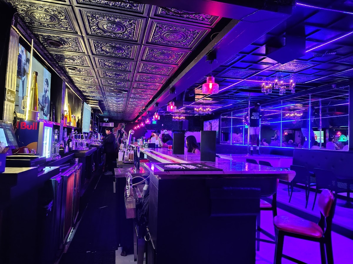 Le Petit Bar photo 3
